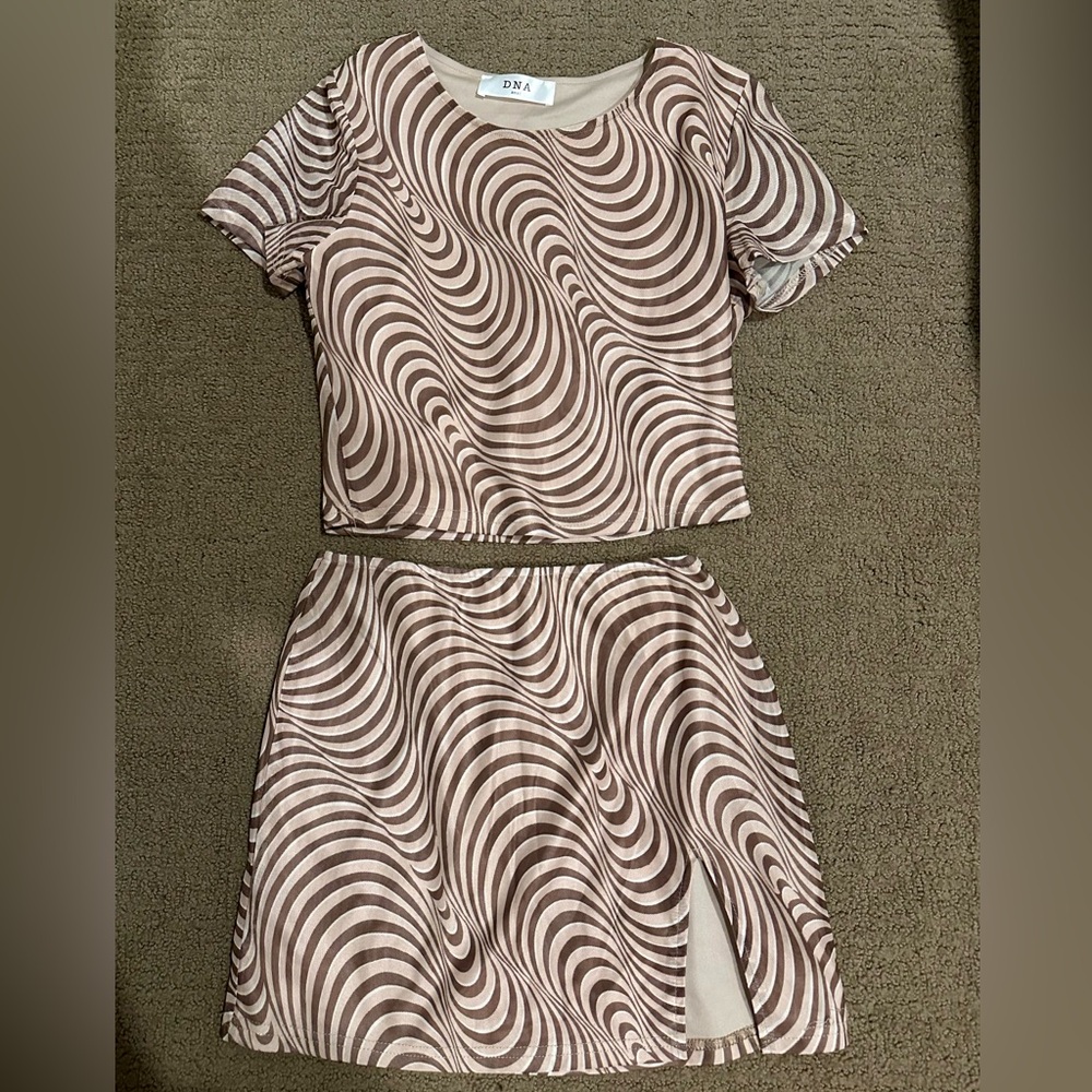 DNA Mesh Light Pink and Brown Skirt Set